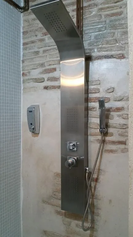 Toledo Flat, City Centre 0*,